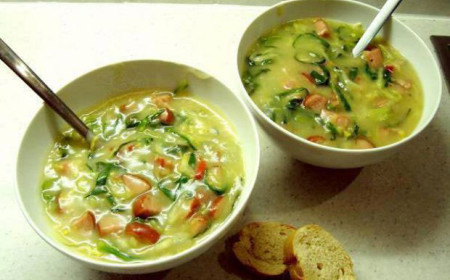 CALDO DE VERDE