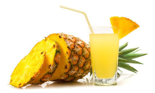 SUCO ABACAXI COM MA E GENGIBRE