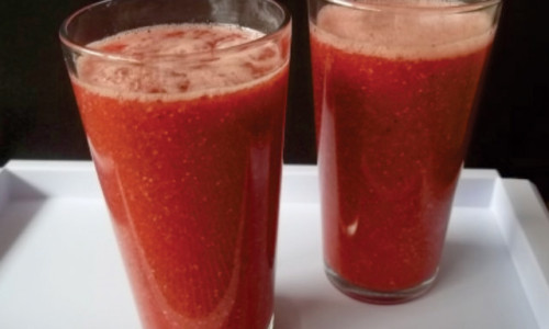 SUCO DE MELANCIA E CHIA